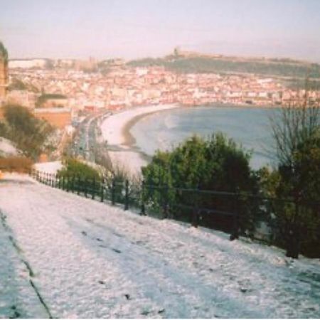 Easby Breakaways - **Modern Apartment 5 Mins From South Bay, Scarborough** Экстерьер фото